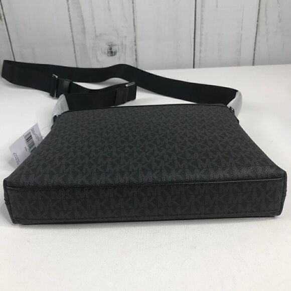 Michael Kors Cooper Womens Crossbody NWT - Picture 6 of 9